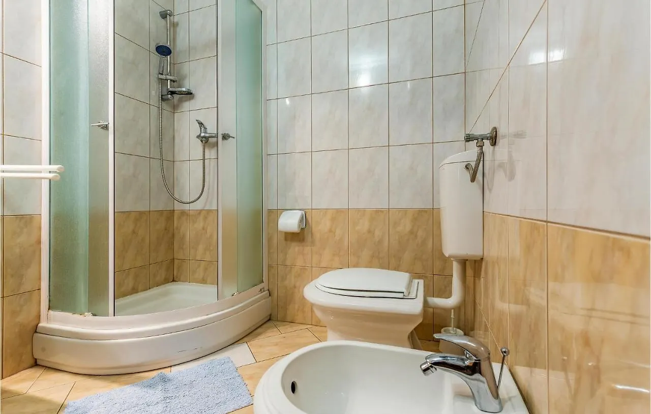 Lovely Apartment In Medulin With Kitchen Croatia
